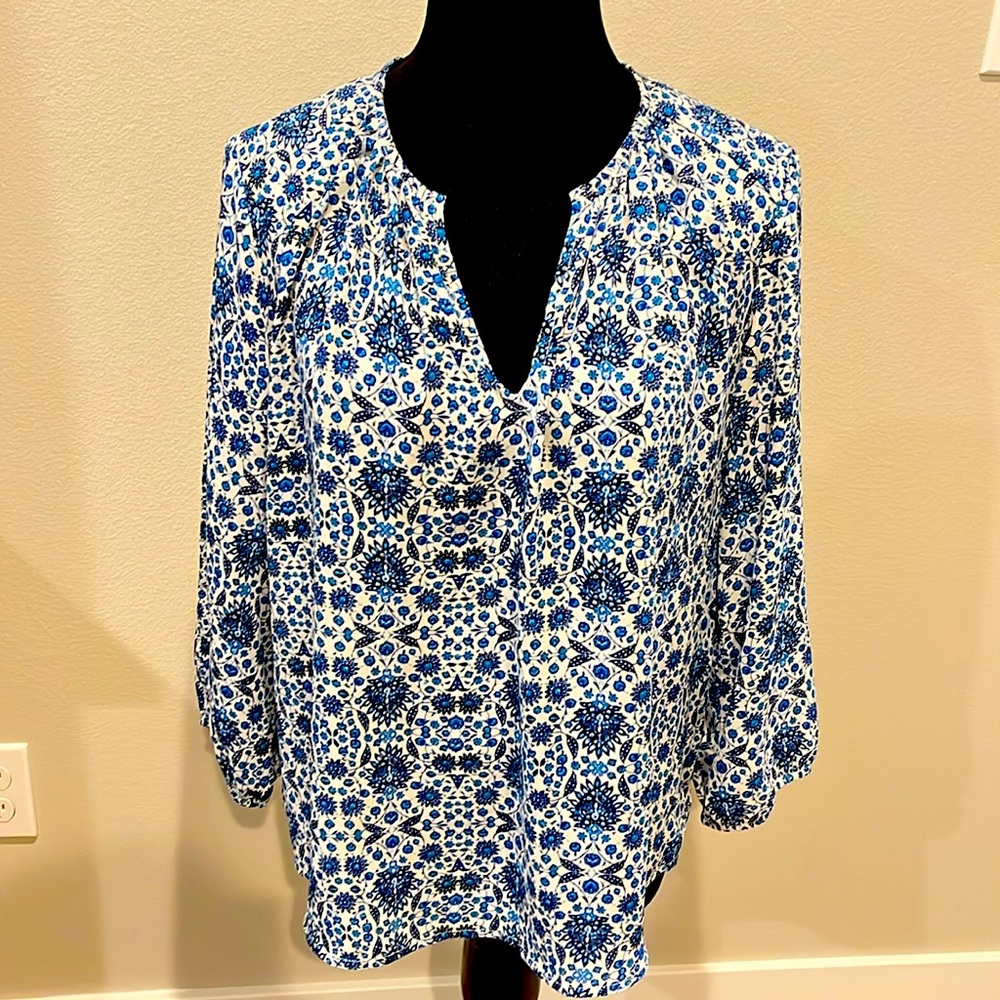 Collective Concepts blouse, size Medium. Two ways to wear the neckline.